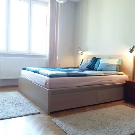 Big&Bright- Golden Apartments- Old Town *